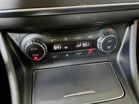 Used 2018 Mercedes-Benz CLA 250 4MATIC image 13