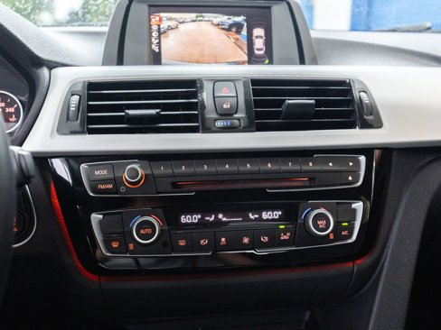 Used 2016 BMW 320i Sedan image 35