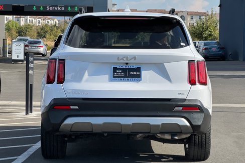 Used 2023 Kia Sorento SX Prestige image 5