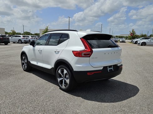 New 2026 Volvo XC40 B4 Plus w/ Protection Package image 5