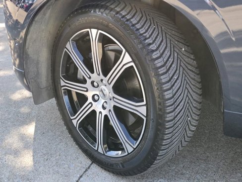 Used 2021 Volvo XC60 T6 Inscription w/ Protection Package Premier image 8