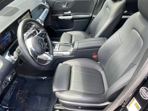 Certified 2024 Mercedes-Benz GLB 250 w/ Driver Assistance Package image 10