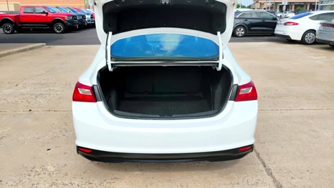 Used 2023 Chevrolet Malibu LT image 15