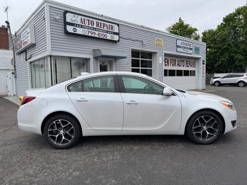 Used 2017 Buick Regal Premium image 18
