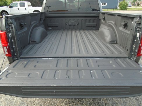 Used 2019 Ford F150 Lariat w/ Equipment Group 501A Mid image 7