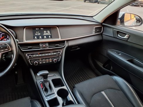 Used 2018 Kia Optima S image 13