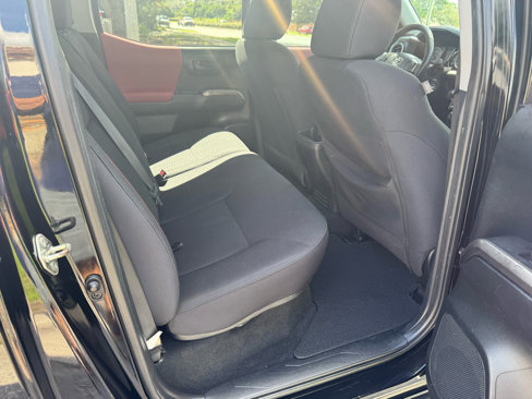 Used 2017 Toyota Tacoma SR5 image 35