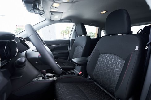 New 2025 Mitsubishi Outlander Sport LE image 28