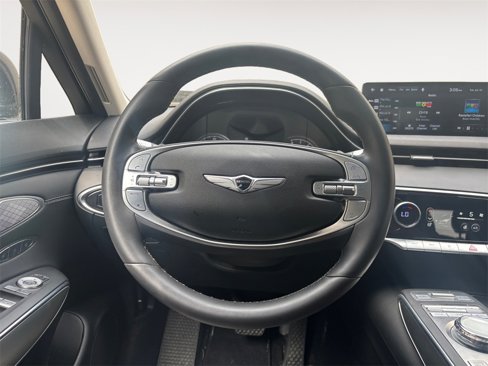 Used 2025 Genesis GV70 2.5T w/ Select Package image 19
