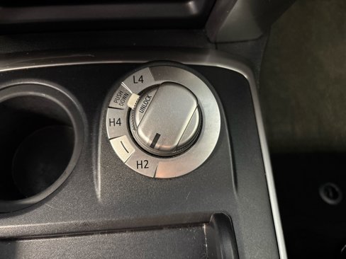 Used 2017 Toyota 4Runner SR5 image 33