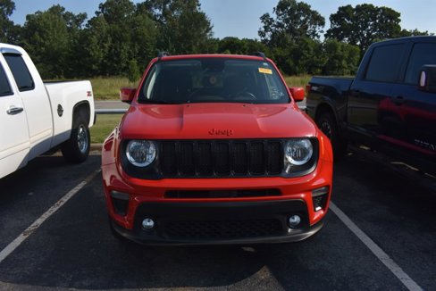 Used 2022 Jeep Renegade Latitude w/ Sun/Sound Group image 2