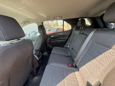 Used 2022 Chevrolet Equinox LT image 13