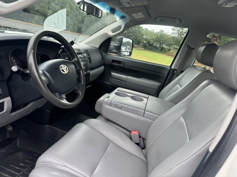 Used 2013 Toyota Tundra 4x4 Double Cab w/ Tow Pkg image 13
