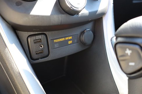 Used 2020 Chevrolet Trax LT w/ LT Convenience Package image 20