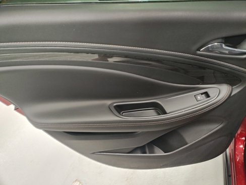 Used 2017 Buick Envision Essence image 27