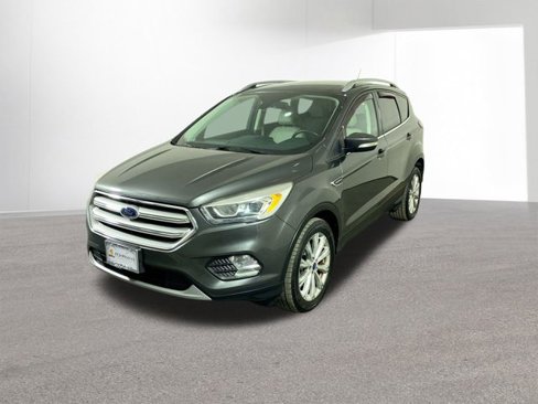 Used 2017 Ford Escape Titanium image 25