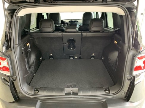 Used 2017 Jeep Renegade Limited image 6