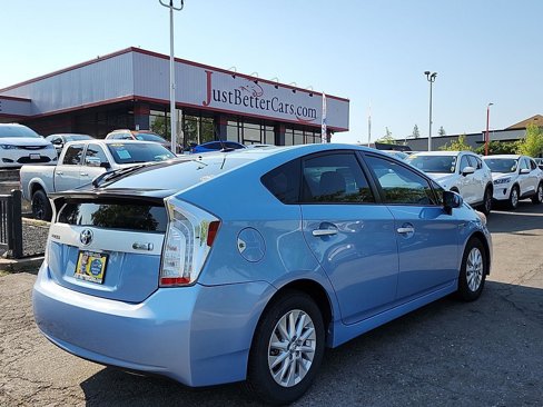 Used 2012 Toyota Prius Plug-In Hybrid image 10