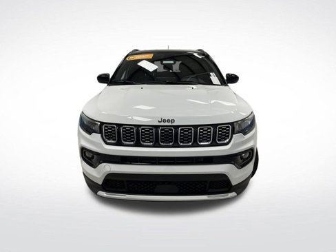 Certified 2024 Jeep Compass Limited image 10