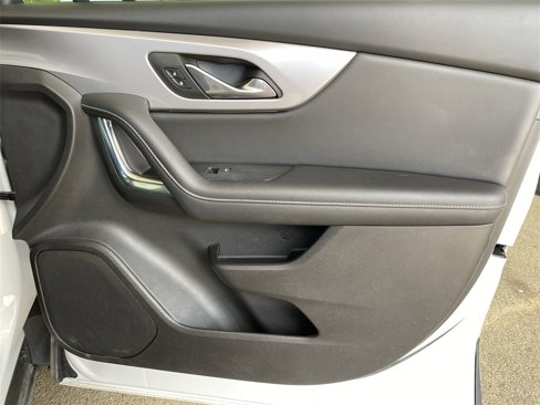 Used 2023 Chevrolet Blazer LT image 35