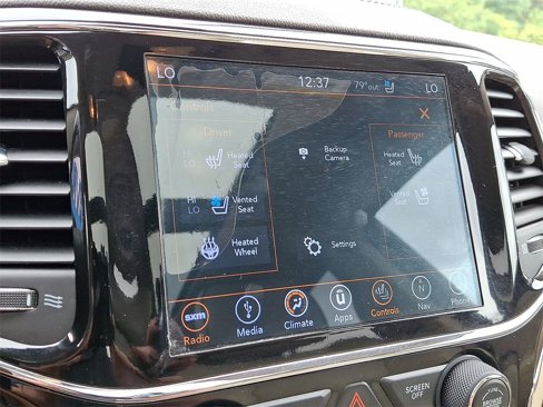 Used 2019 Jeep Grand Cherokee Overland image 19