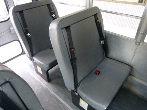 Used 2007 Chevrolet Express 3500 w/ School Bus Package image 24