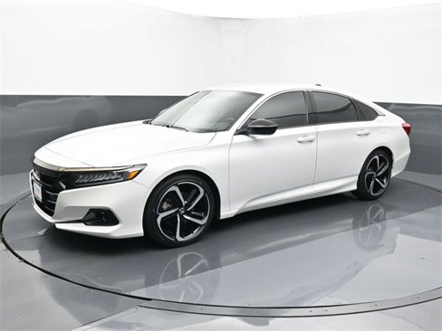 Used 2022 Honda Accord Sport image 1