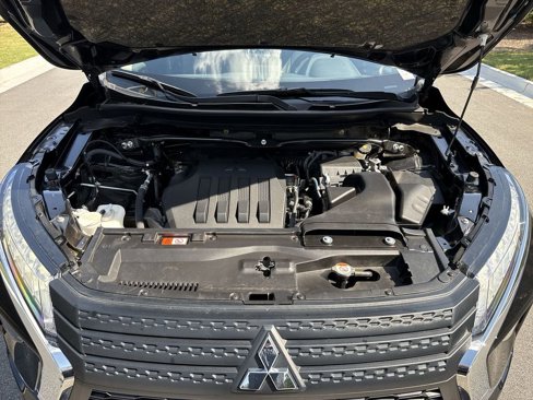 Used 2024 Mitsubishi Eclipse Cross SE image 27