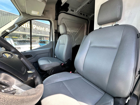 Used 2018 Ford Transit 250 148 Medium Roof image 10