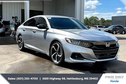 Used 2022 Honda Accord Sport image 2