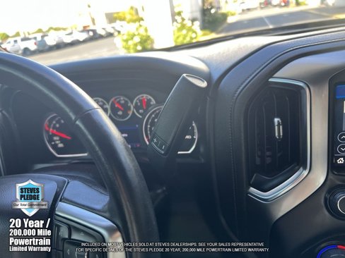Certified 2022 Chevrolet Silverado 1500 RST image 19