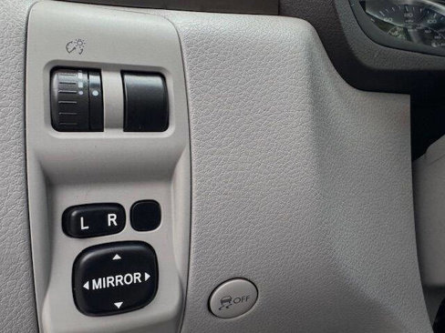 Used 2010 Subaru Forester 2.5X Limited image 17
