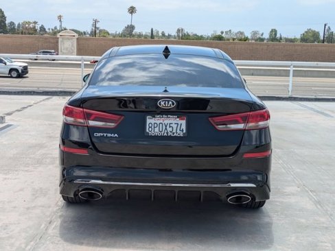 Used 2020 Kia Optima SE image 9
