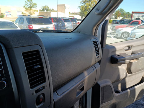 Used 2018 Nissan NV 3500 SL w/ Navigation Package image 19