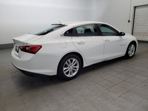 Used 2017 Chevrolet Malibu LT w/ Leather Package image 10