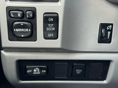 Used 2008 Toyota Tundra Limited image 27