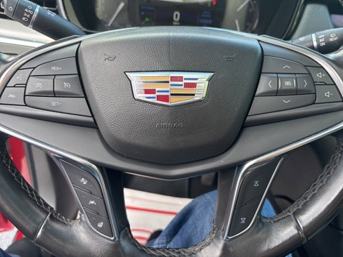 Used 2018 Cadillac XT5 Luxury w/ Driver Awareness Package image 14