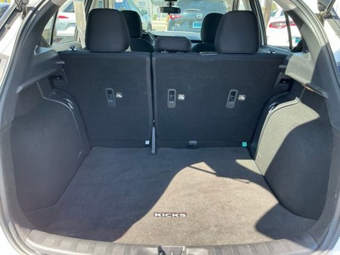 Used 2023 Nissan Kicks SV image 27