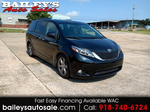 Used 2017 Toyota Sienna SE image 1