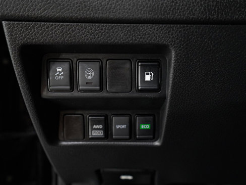Used 2020 Nissan Rogue SV image 23