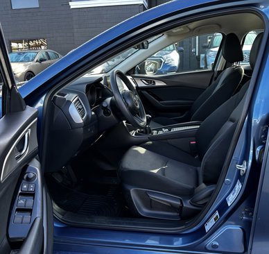 Used 2017 MAZDA MAZDA3 Sport image 18
