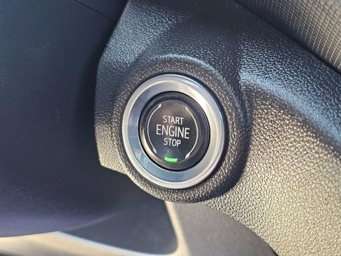 Used 2022 Chevrolet TrailBlazer LT w/ LPO, Blackout Package image 32
