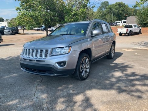Used 2016 Jeep Compass High Altitude image 2