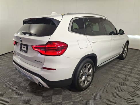 Used 2021 BMW X3 xDrive30i w/ Premium Package image 10