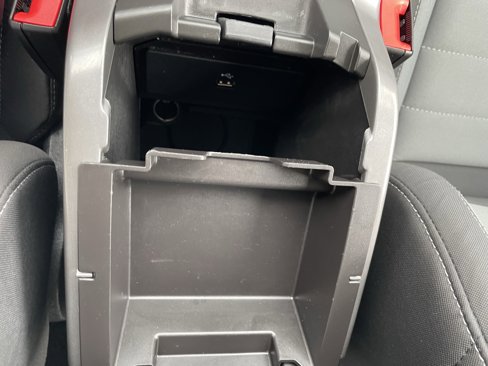 Used 2016 Ford Escape SE w/ SE Cold Weather Package image 25