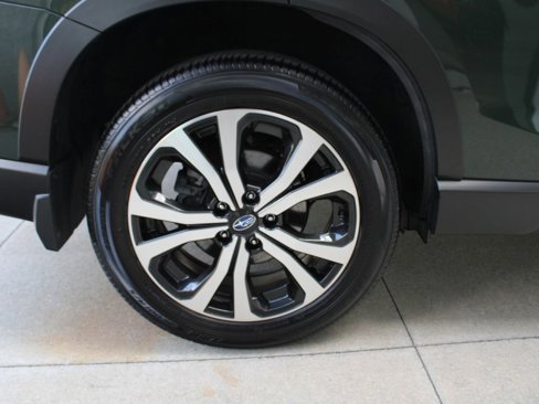Used 2023 Subaru Forester Limited image 36