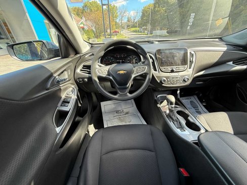 Used 2022 Chevrolet Malibu LT image 39