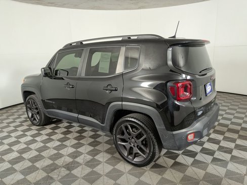 Used 2021 Jeep Renegade Latitude w/ Convenience Group image 7