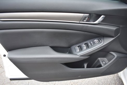 Used 2019 Honda Accord LX image 10