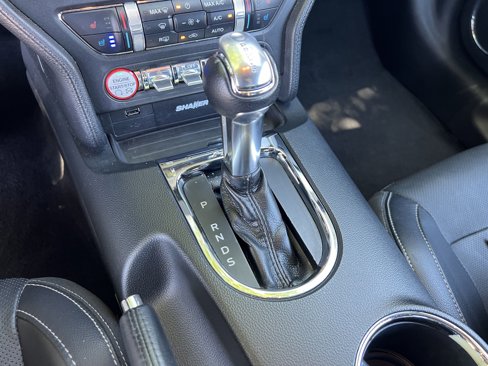 Used 2017 Ford Mustang Premium image 20